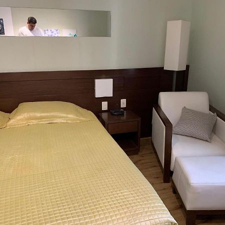 Executive Flat Em Frente Ao Aeroporto De Congonhas Apartment Сао Паоло Екстериор снимка