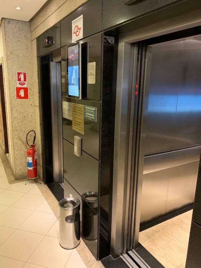Executive Flat Em Frente Ao Aeroporto De Congonhas Apartment Сао Паоло Екстериор снимка